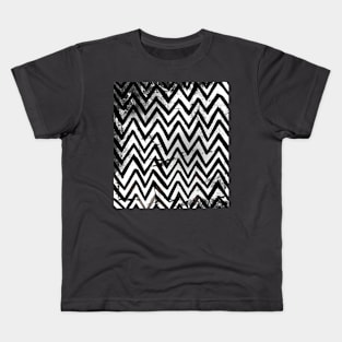 Chevron Pattern 10 Kids T-Shirt